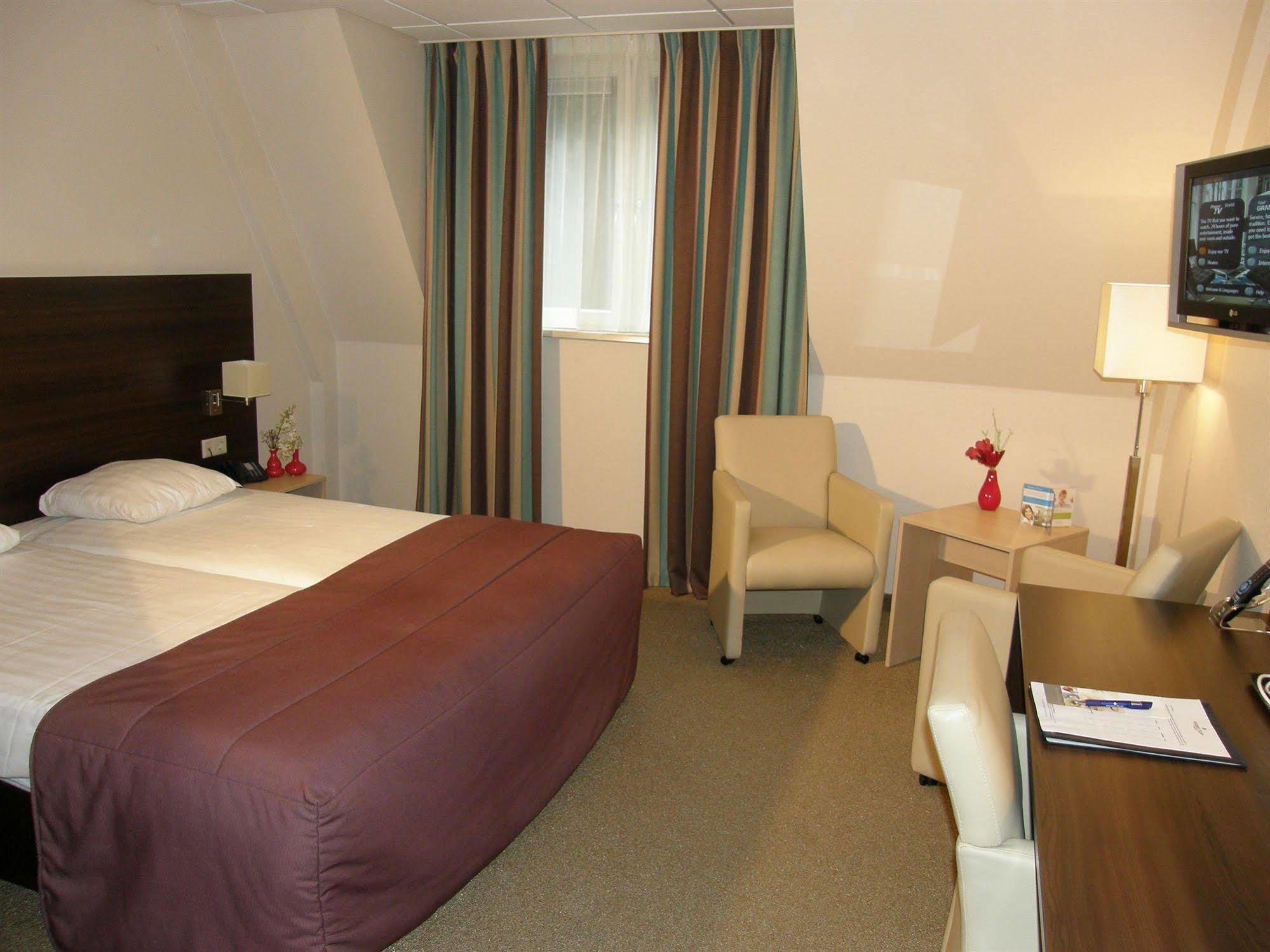 Hotel De Werelt Garderen Ngoại thất bức ảnh